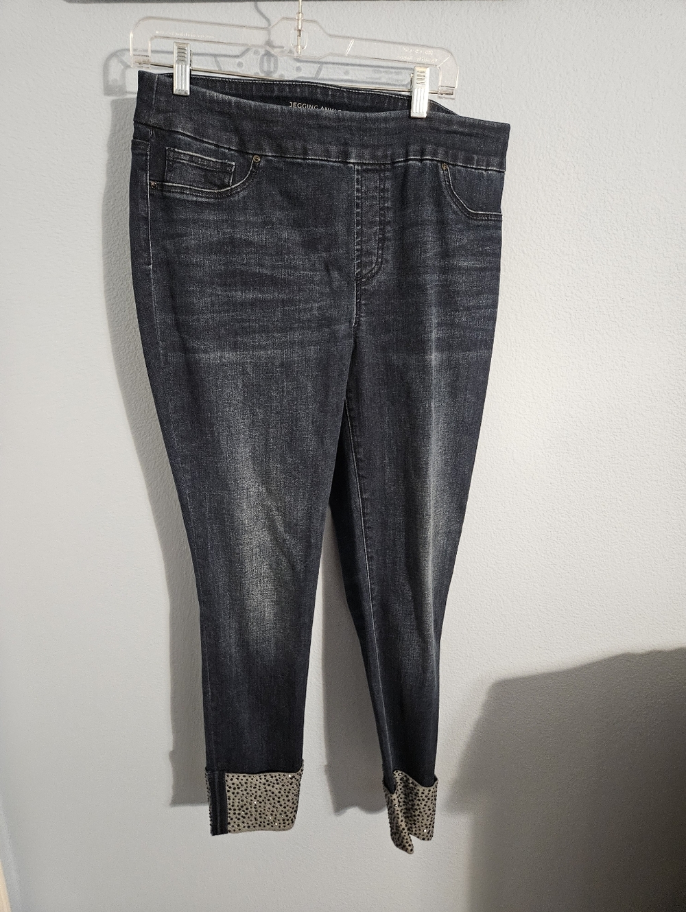 Chico's Dark Charcoal Pull-On Jeggings with Sparkle Cuffs